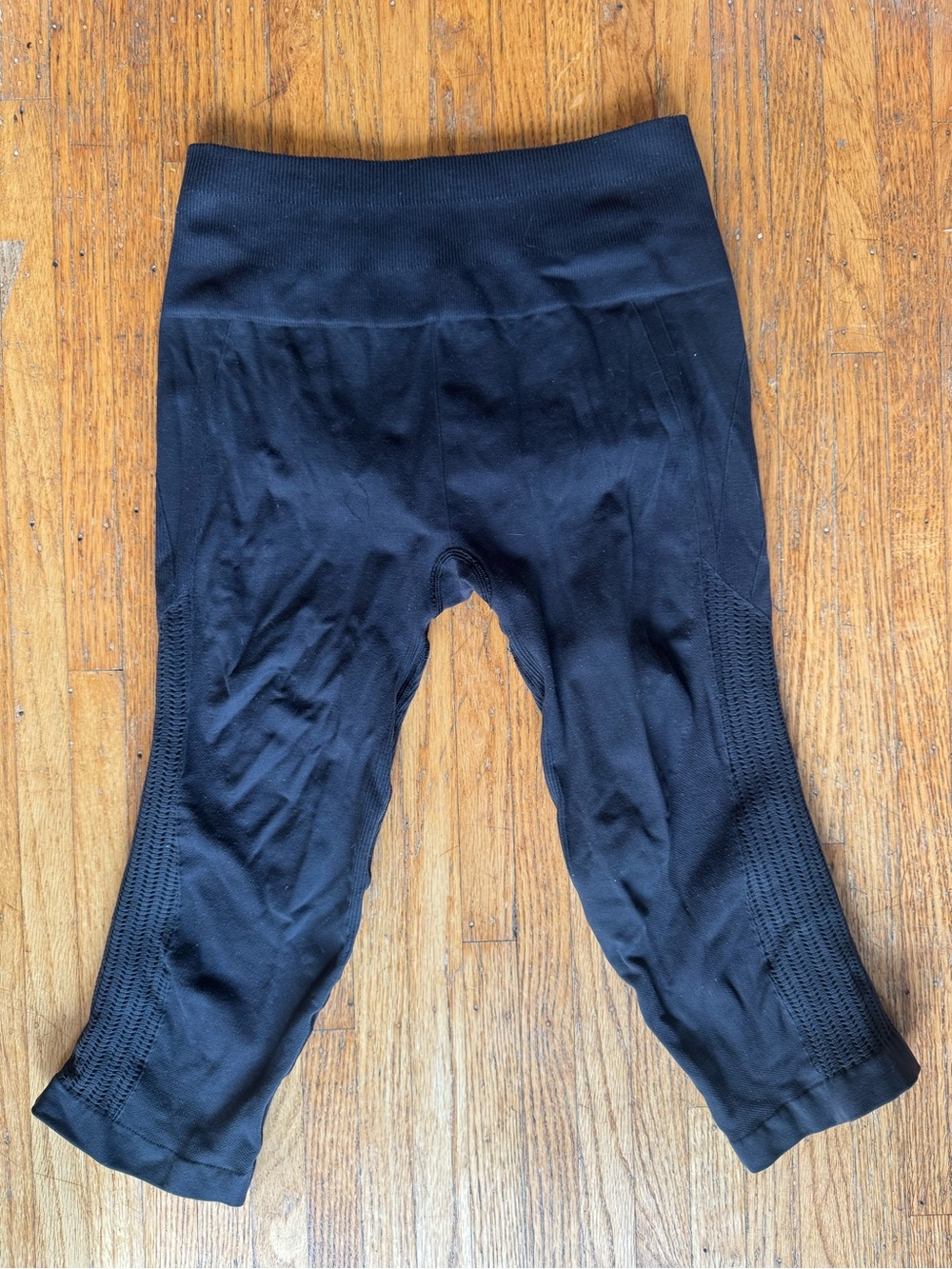 3/4 Lulu Tights (In the Flow??)